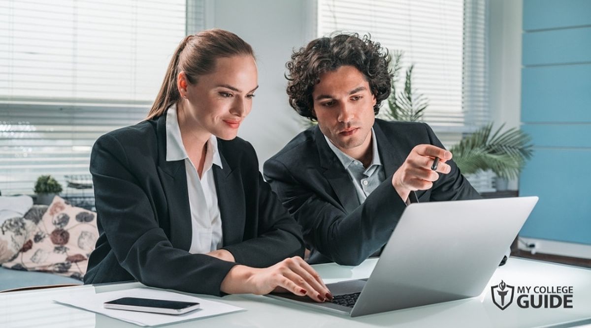 A lawyer researching online, symbolizing the flexibility of online law degree programs.